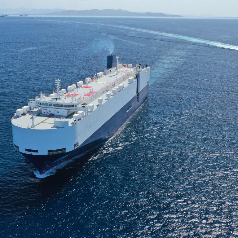 Shutterstock afbeelding roro ferry roro ferry